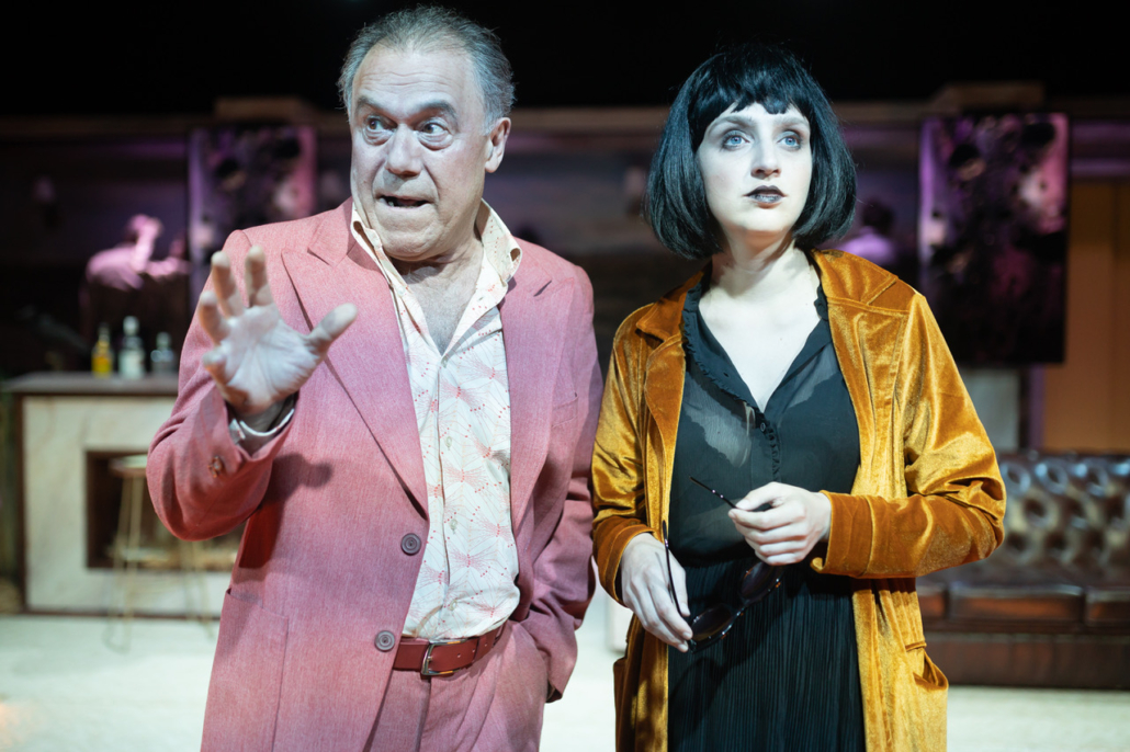 Roberto Bolaño 于 14 月 XNUMX 日在 Radnóti 剧院用英语表演的《野蛮侦探》