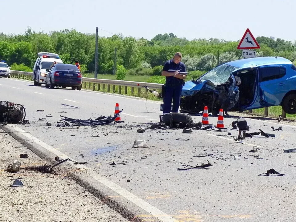 Accident car police Budapest Airport