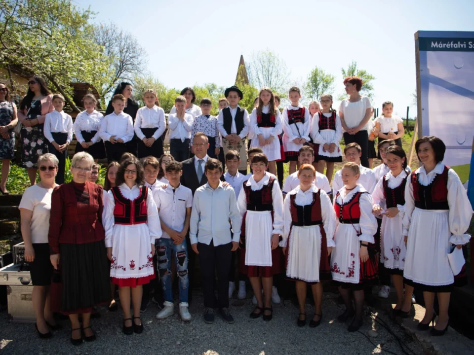 Hungarian children school