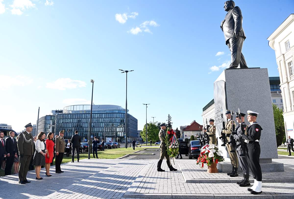 Hungarian preisdent Novák in Warsaw, Poland. Photo: MTI