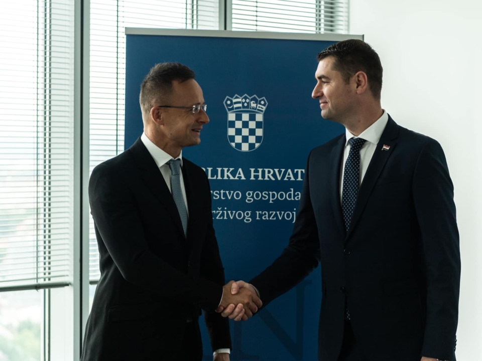 Hungary, Croatia to expand energy cooperation, pipeline capacity