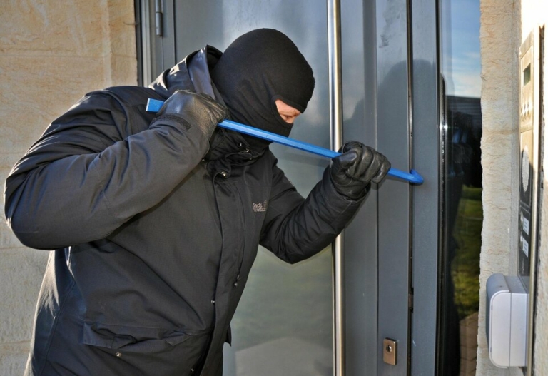 burglary crime budapest