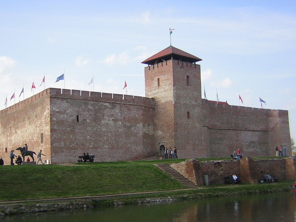 gyula castle