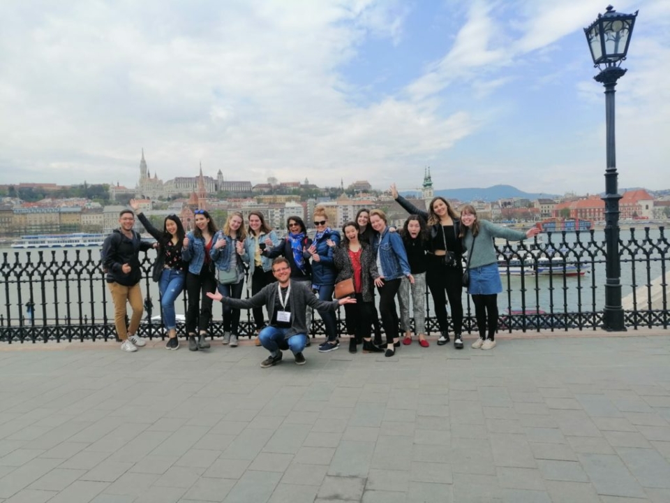 walking tourism budapest