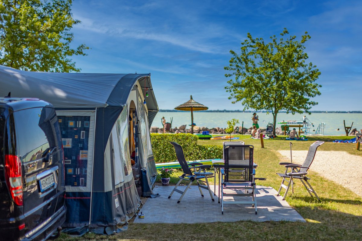 Balatontourist-Napfeny-Kemping