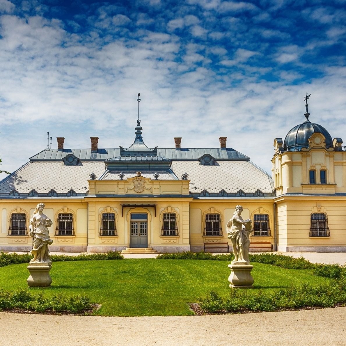 Halász Castle