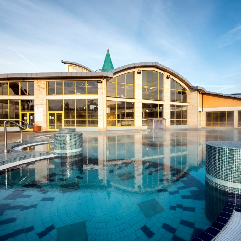 hungary sárvár thermal bath