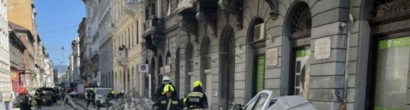 Několik lidí bylo zraněno při zřícení fasádní zdi v centru Budapešti - fotografie