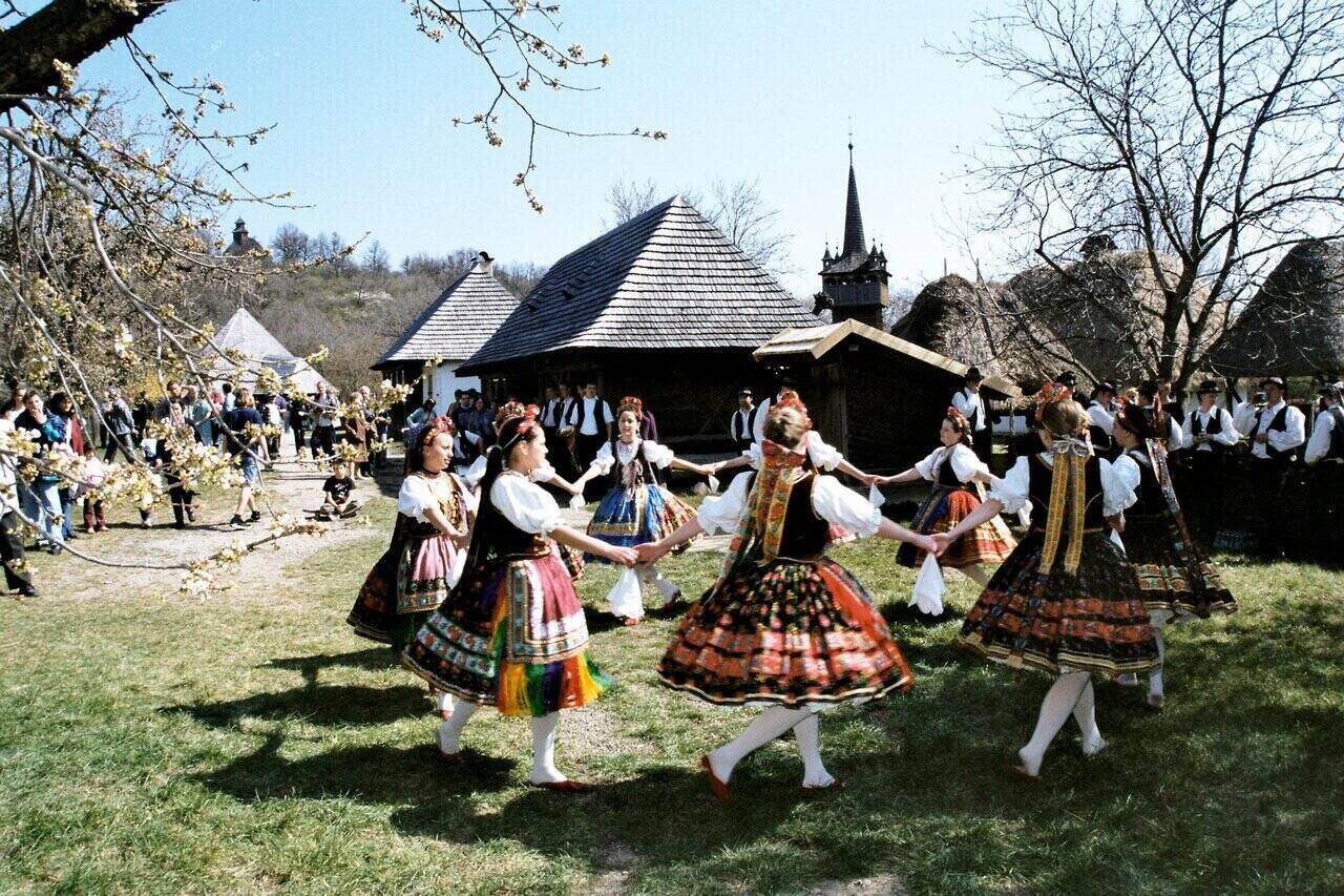 Penetcost girls dancing Facebook