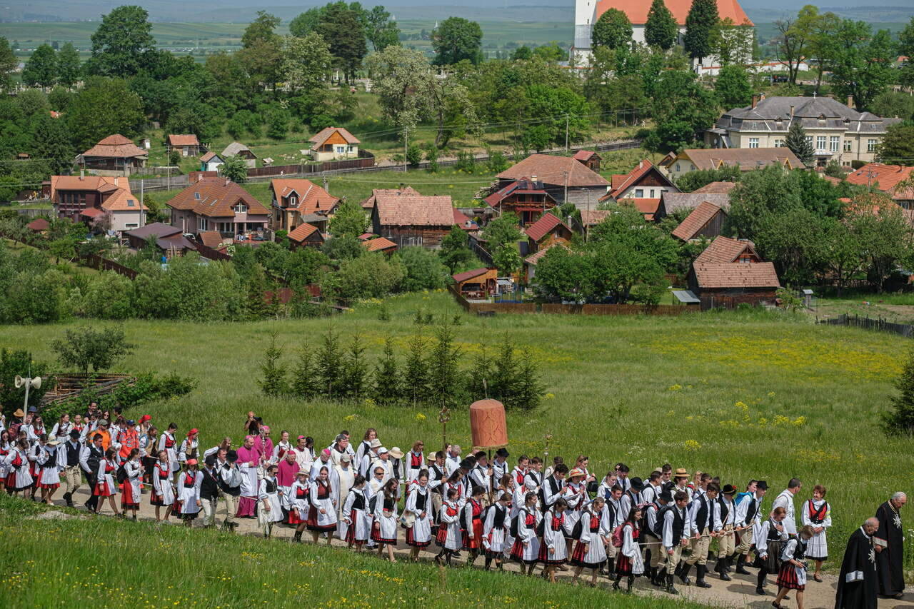 csíksomlyó pilgrimage búcsú