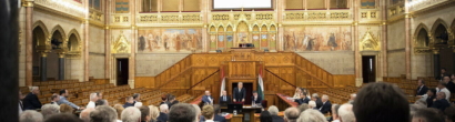 Hungarian-parliament-accepted-2023-budget