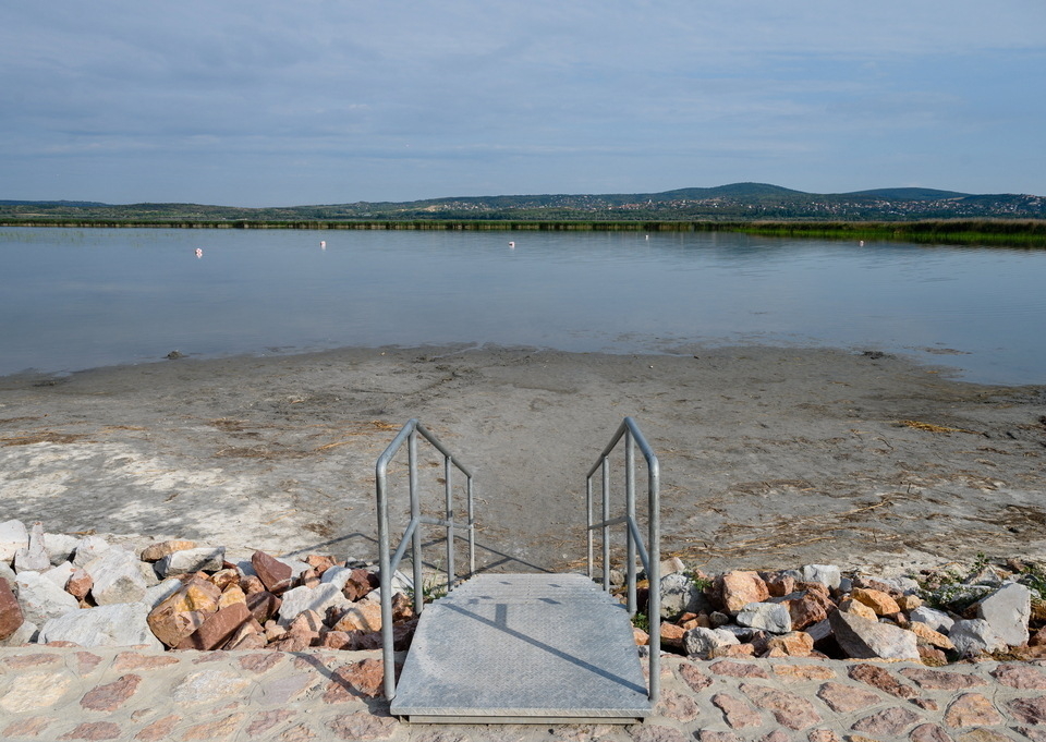 Drought Lake Velence