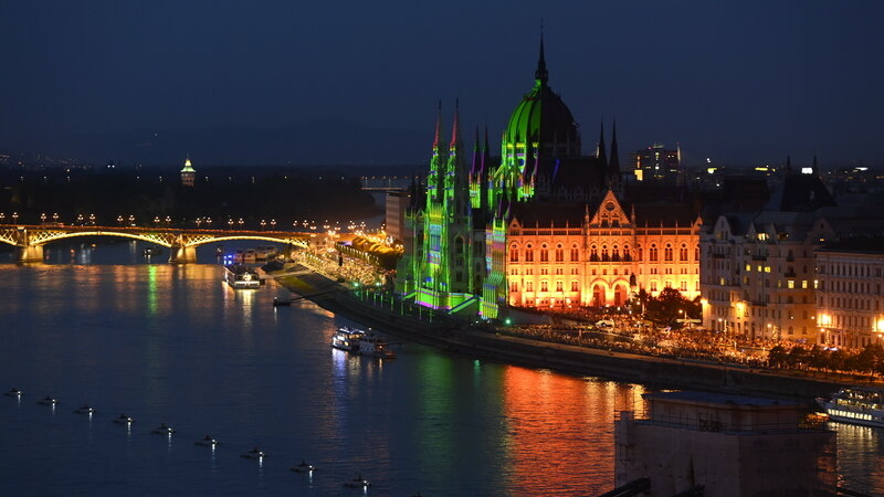 आतिशबाजी एयर शो बुडापेस्ट राष्ट्रीय दिवस