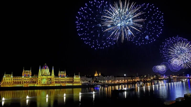 Feuerwerk Budapest