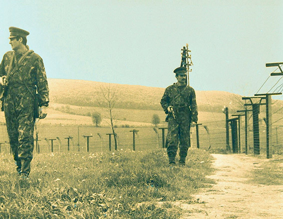 33 years ago today, Hungary tore the first hole in the Iron Curtain - PHOTOS 4