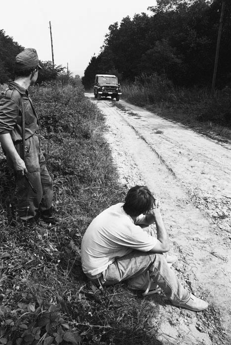 33 years ago today, Hungary tore the first hole in the Iron Curtain - PHOTOS