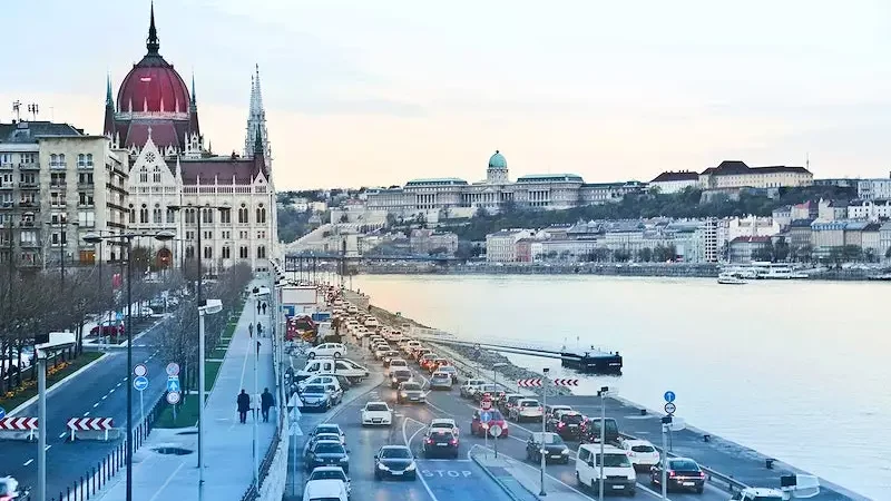 Tarifas de estacionamiento de tráfico de automóviles de Budapest