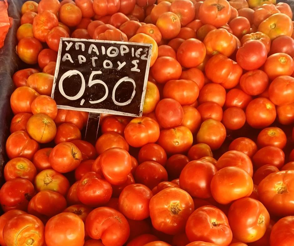 Buying food is cheaper in Greece than in Hungary 10