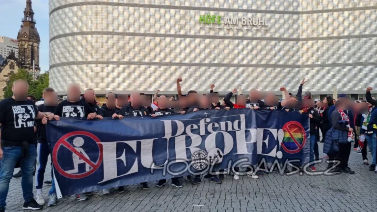 Hungarian football fans vs climate activits