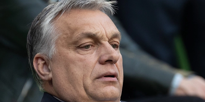 Viktor Orbán triste