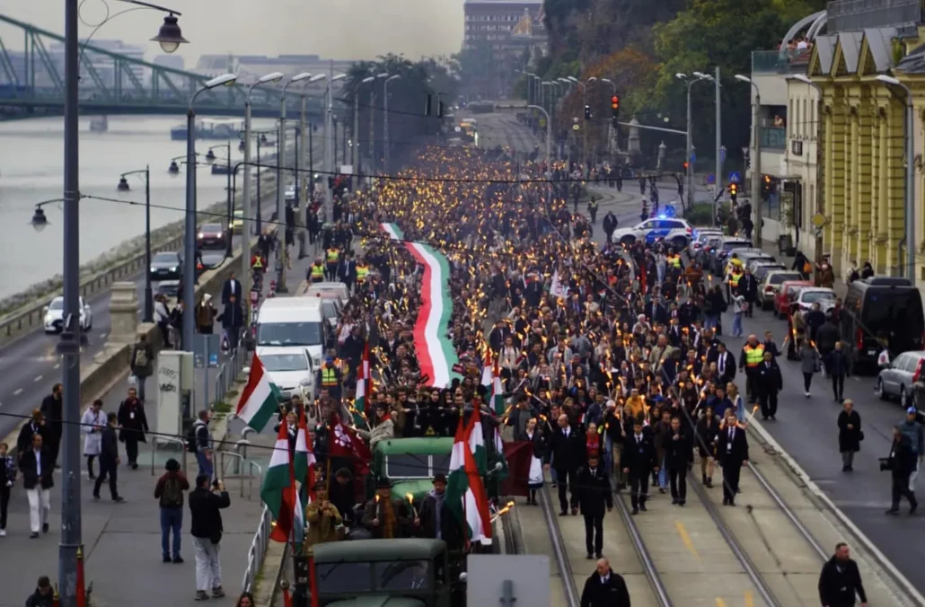 Gloria Victis pochod maďarské univerzitní mládeže v Budapešti