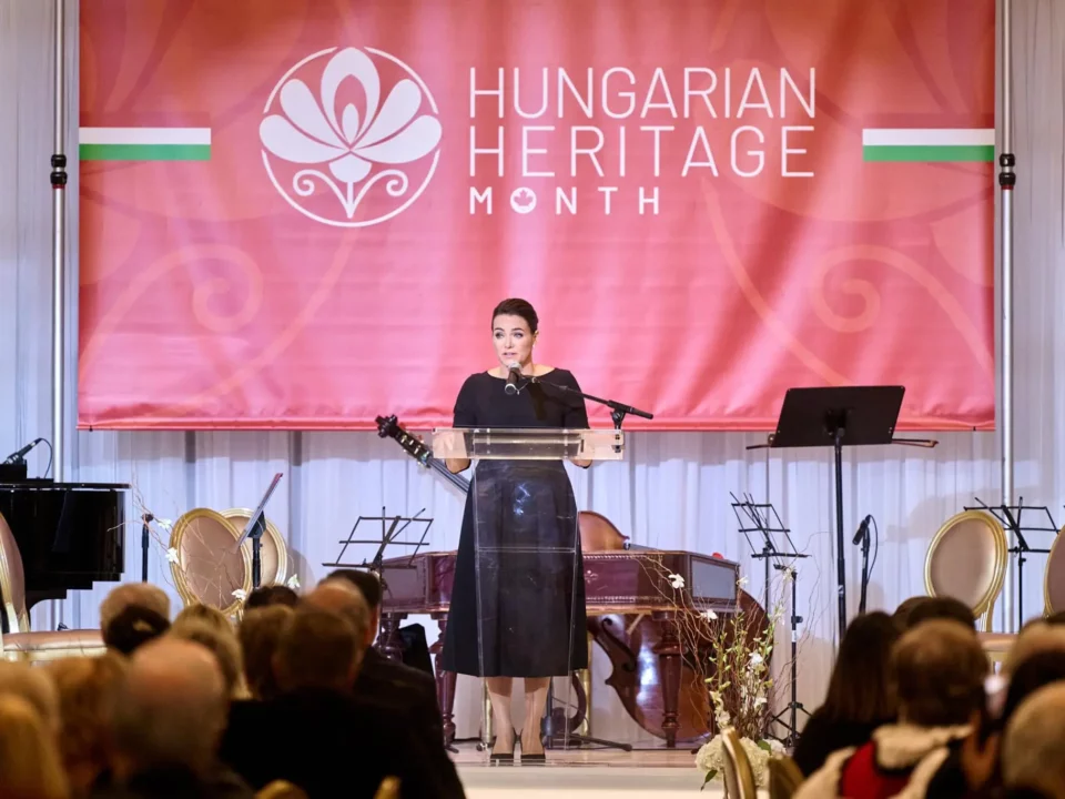 匈牙利总统在加拿大