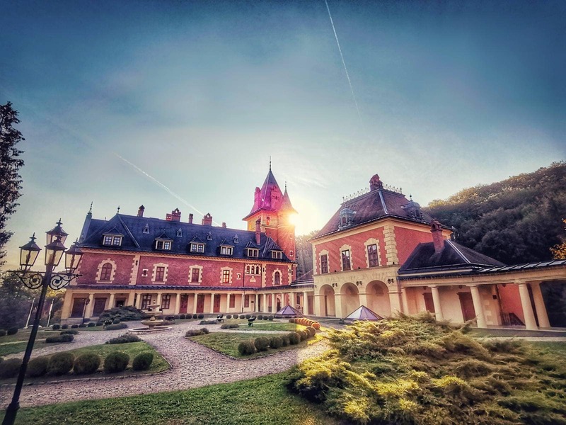 Luxury castle Hotel Sasvár