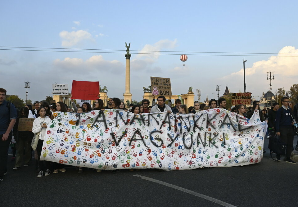 Student protest Budapest education