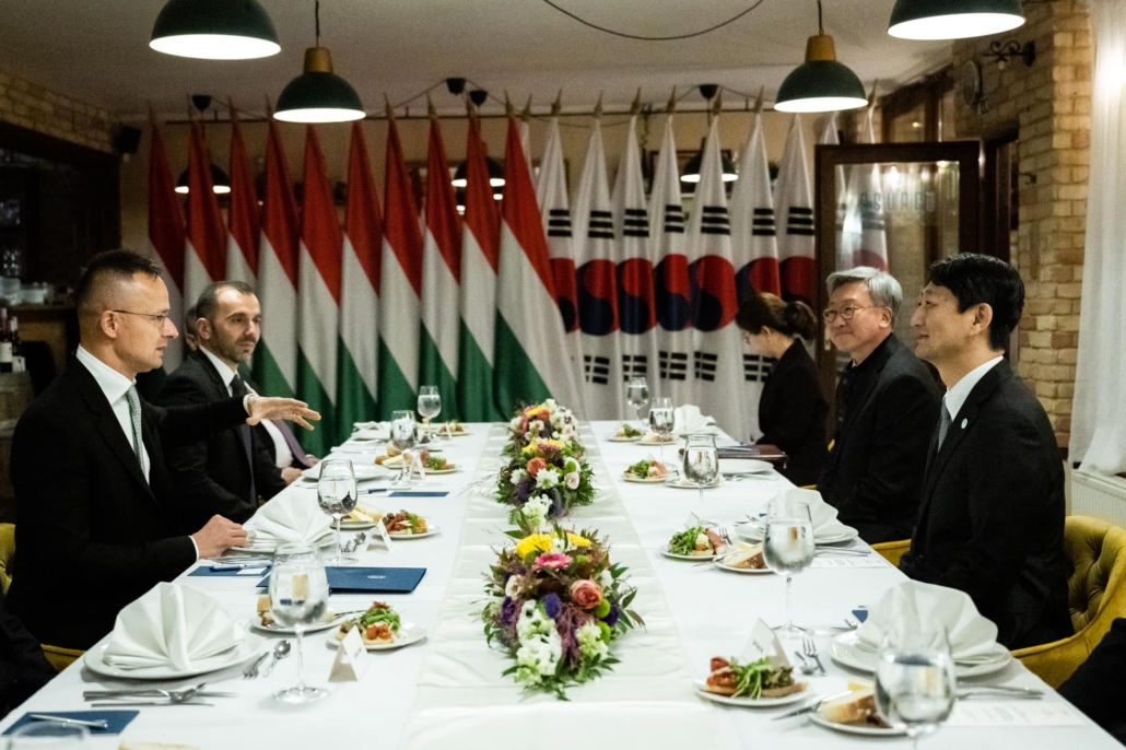 jihokorejští maďarští ministři