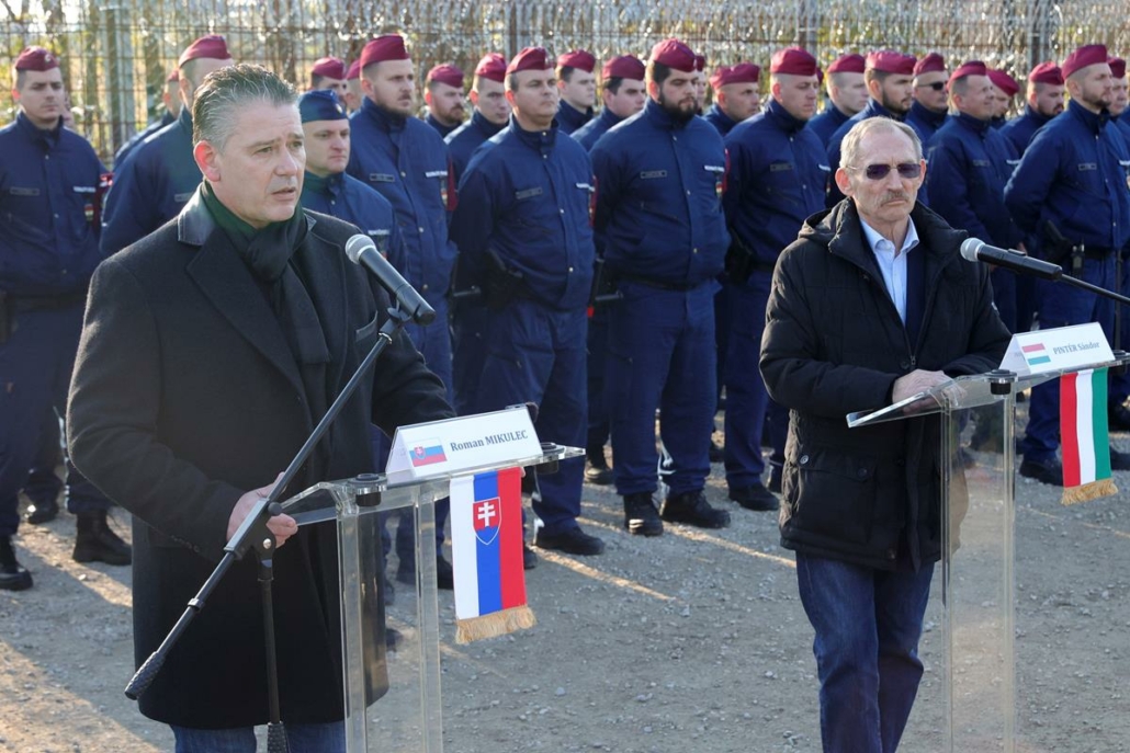 इष्टतम सीमा सुरक्षा स्लोवाकिया हंगरी के लिए सहयोग कुंजी
