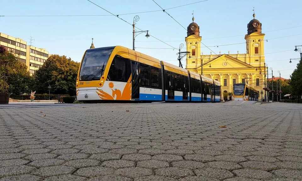 Debrecen trasporto pubblico carrelli tram