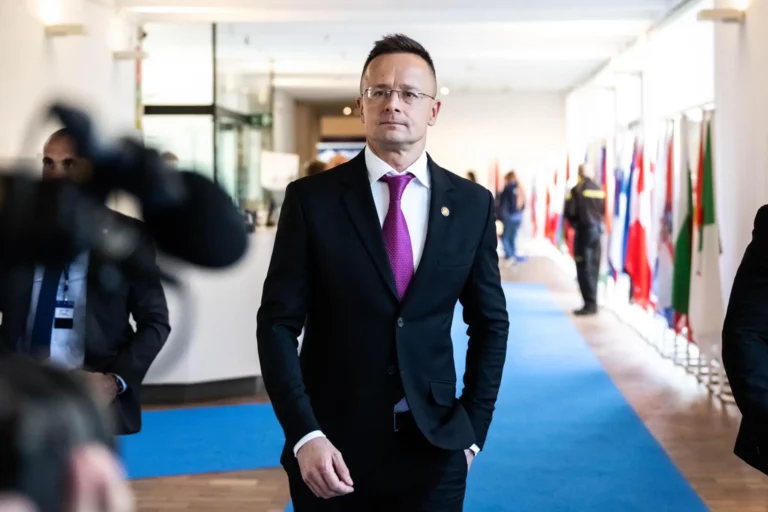 Ministro de Relaciones Exteriores de Hungría, Péter Szijjártó