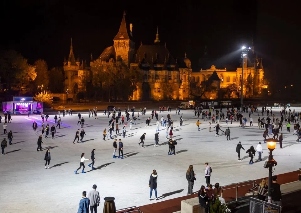 Městský park Ice Rink Budapest