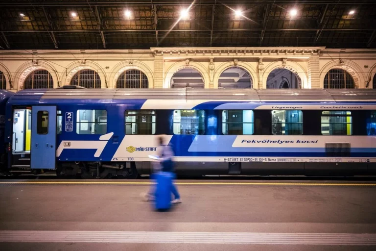 Budapest-Belgrade railway Hungary trains delay