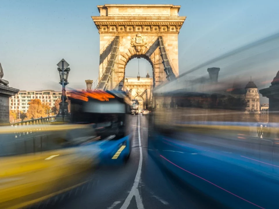 Trafic Podul cu Lanțuri din Budapesta