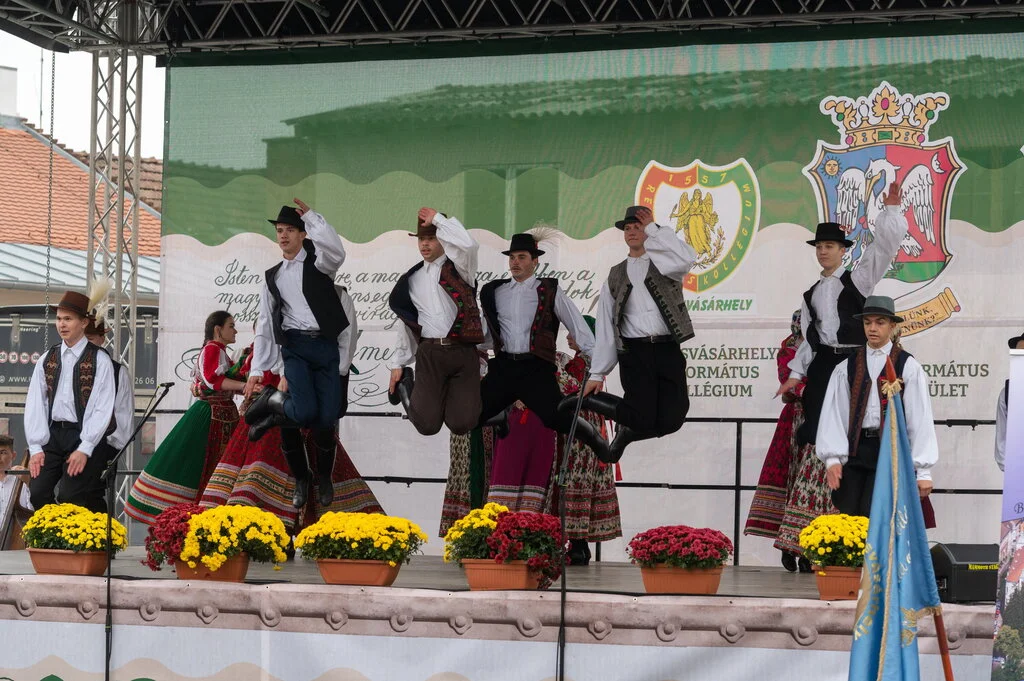 Transylvanian Hungarians folk dance money