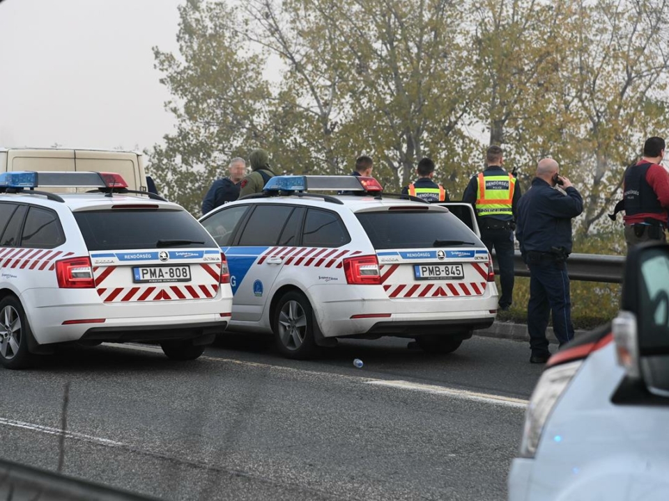 Видео, фото: Автомобильная погоня в Будапеште, убегающий мужчина застрелен полицией