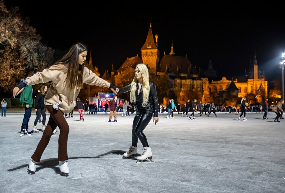 布达佩斯城市公园溜冰场