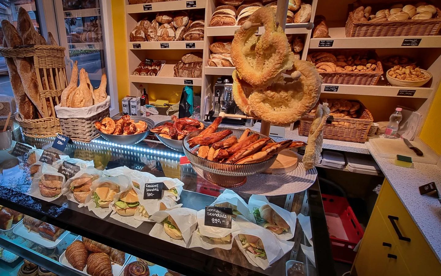 bakery, Hungary, Hungarian, bread, consumption