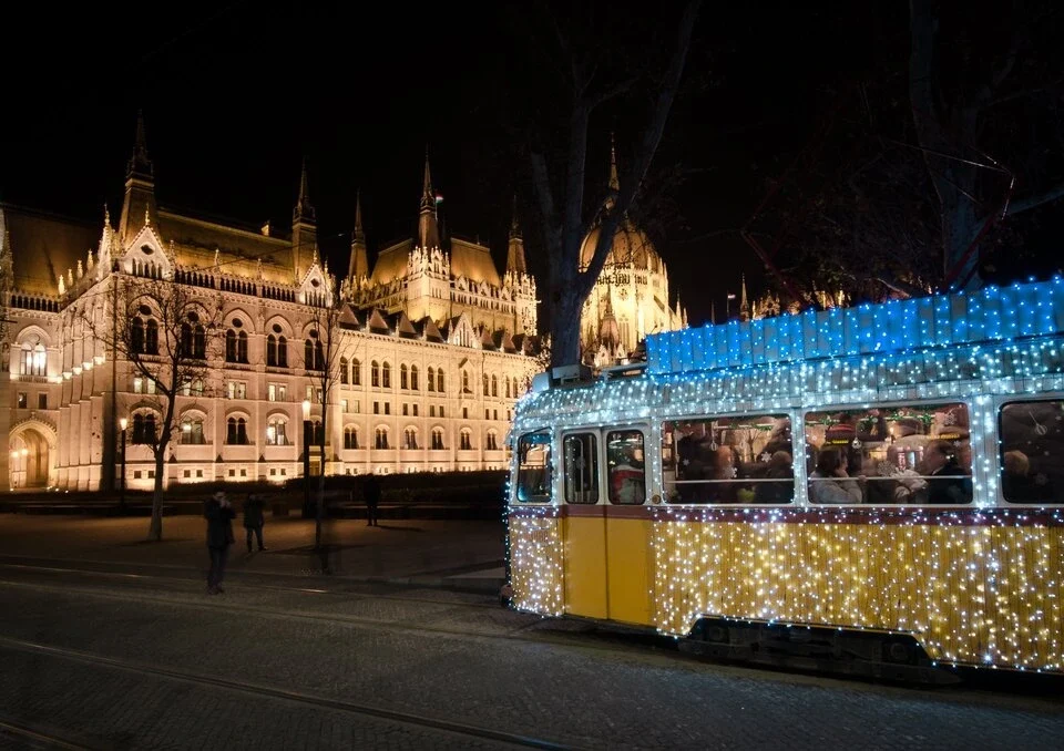 Budapest night winter