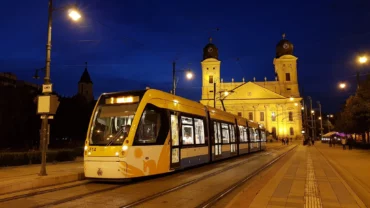 Tramvaiul de transport in comun Debrecen