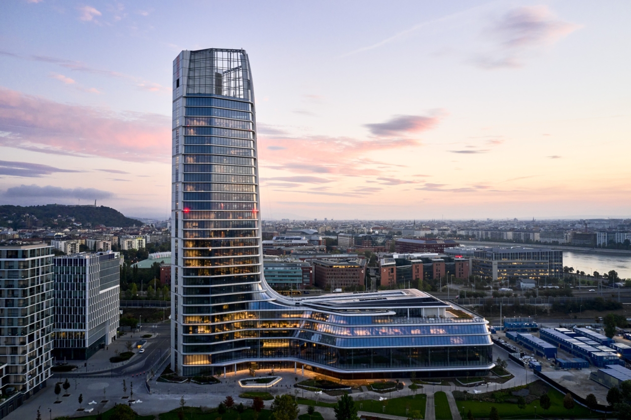 MOL tower skyscraper Budapest