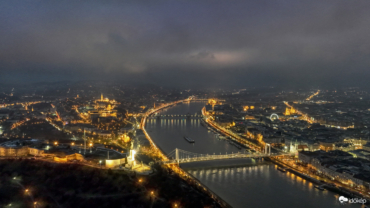 noaptea la Budapesta