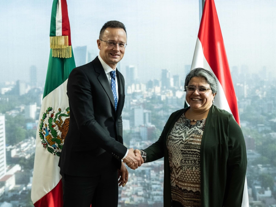 हंगरी के विदेश मंत्री मेक्सिको