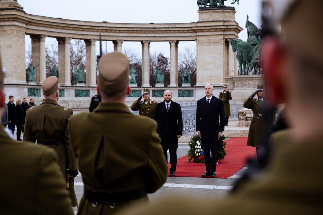 Hungary minister Slovakia Heroes' Square