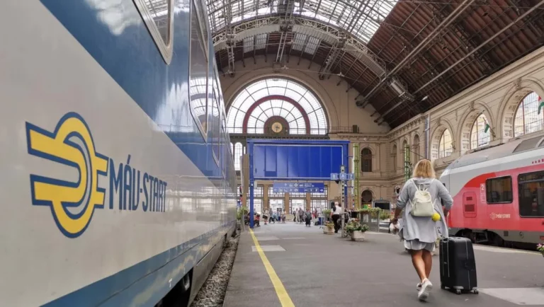 Keleti Railway Station MÁV