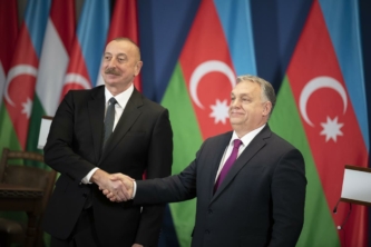 Премьер-министр Орбан встретился с президентом Азербайджана Ильхамом Алиевым в Будапеште.