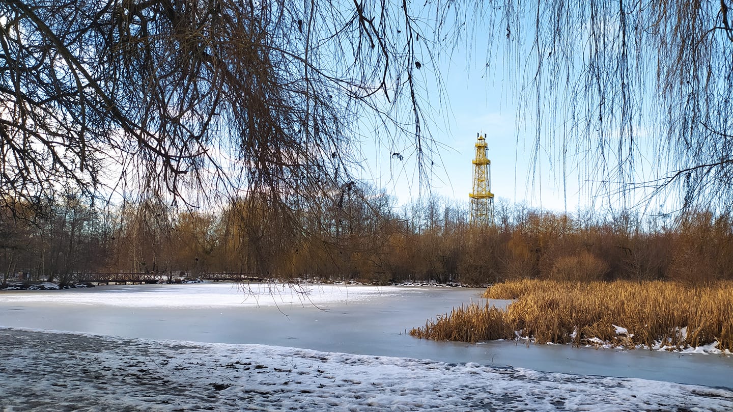 Sástó Lake Winter