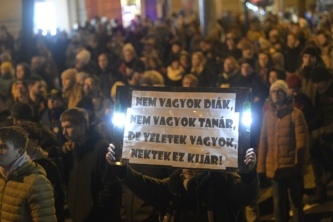 education hungary demonstration