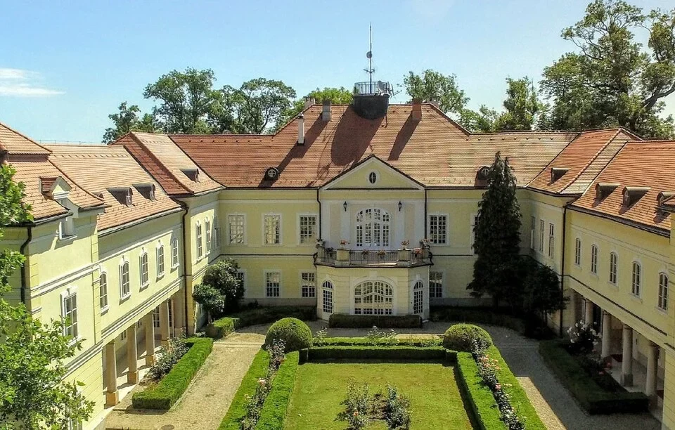 Schlosshotel Szidónia-Gebäude Heritage Awards (2)